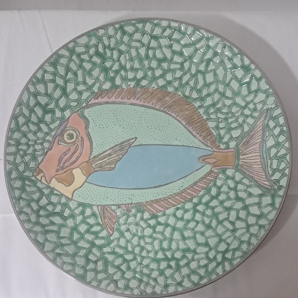 Decorative Fish Plate with Green Mosaic Design